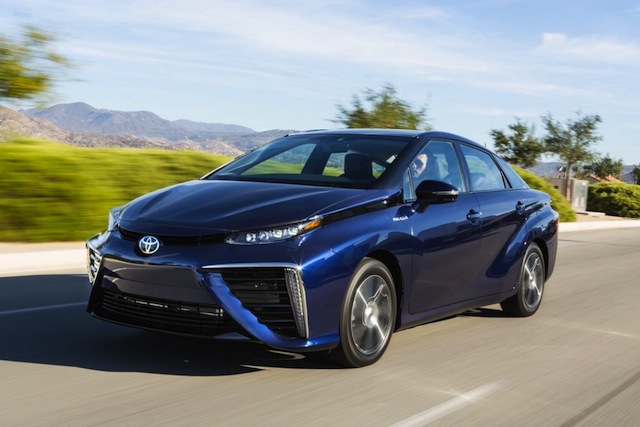 Toyota lance la voiture à pile à combustible